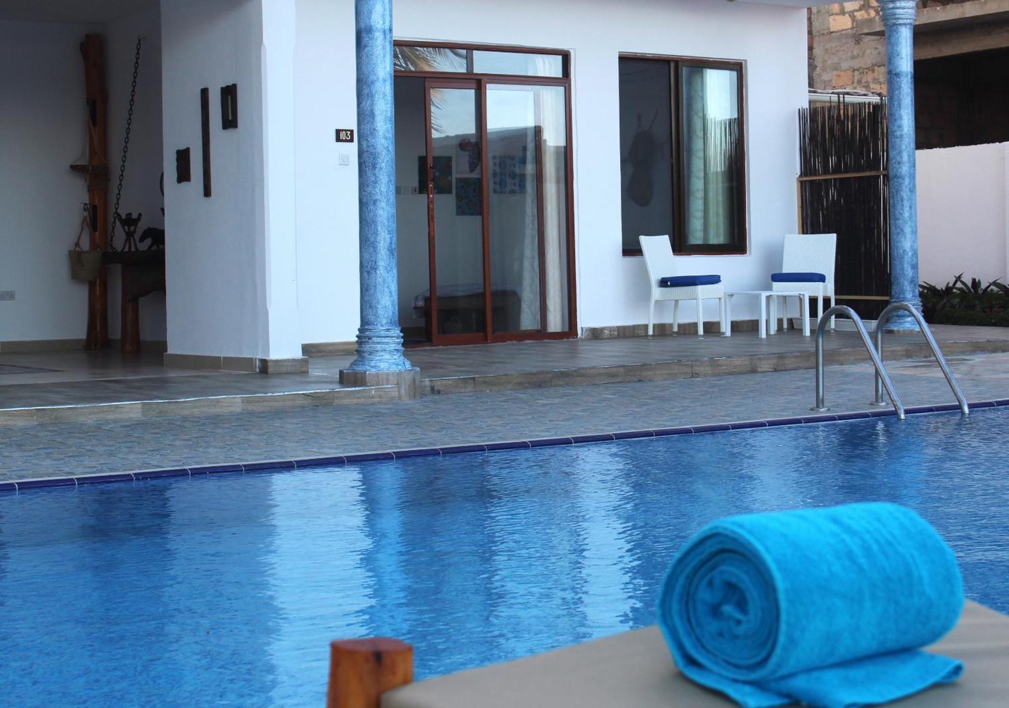 Bianco Azzurro Hotel & Restaurant Пвани Мчангани Екстериор снимка