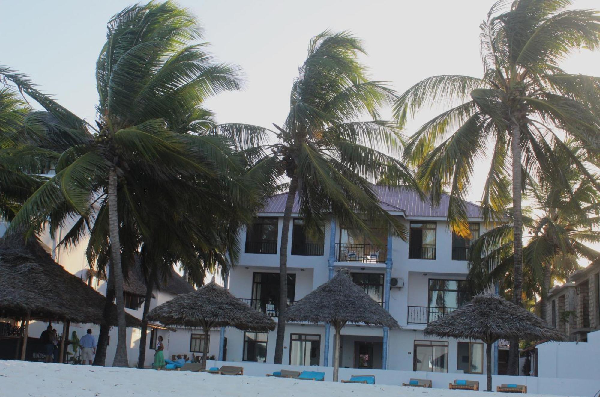 Bianco Azzurro Hotel & Restaurant Пвани Мчангани Екстериор снимка